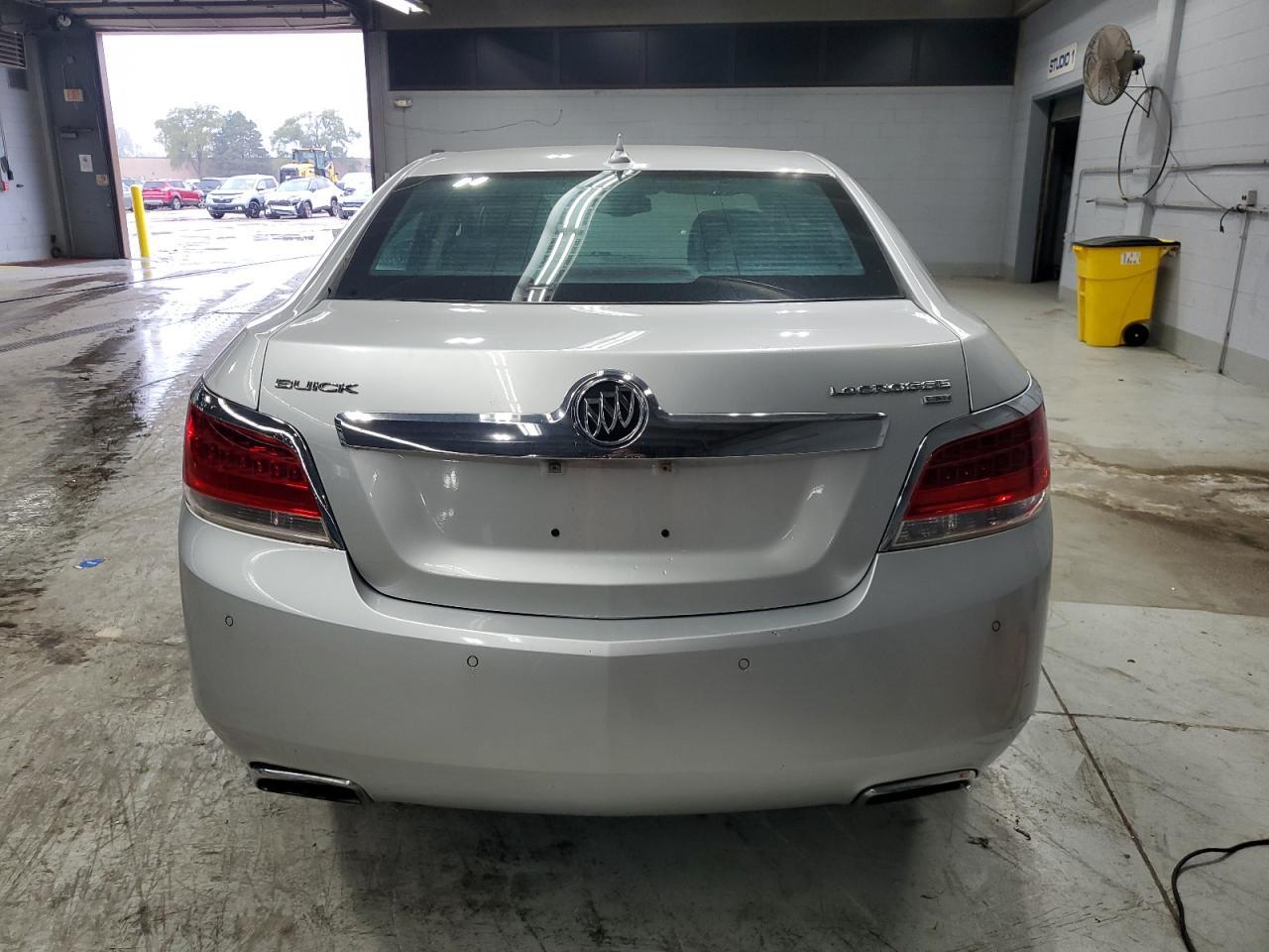 2011 BUICK LACROSSE
