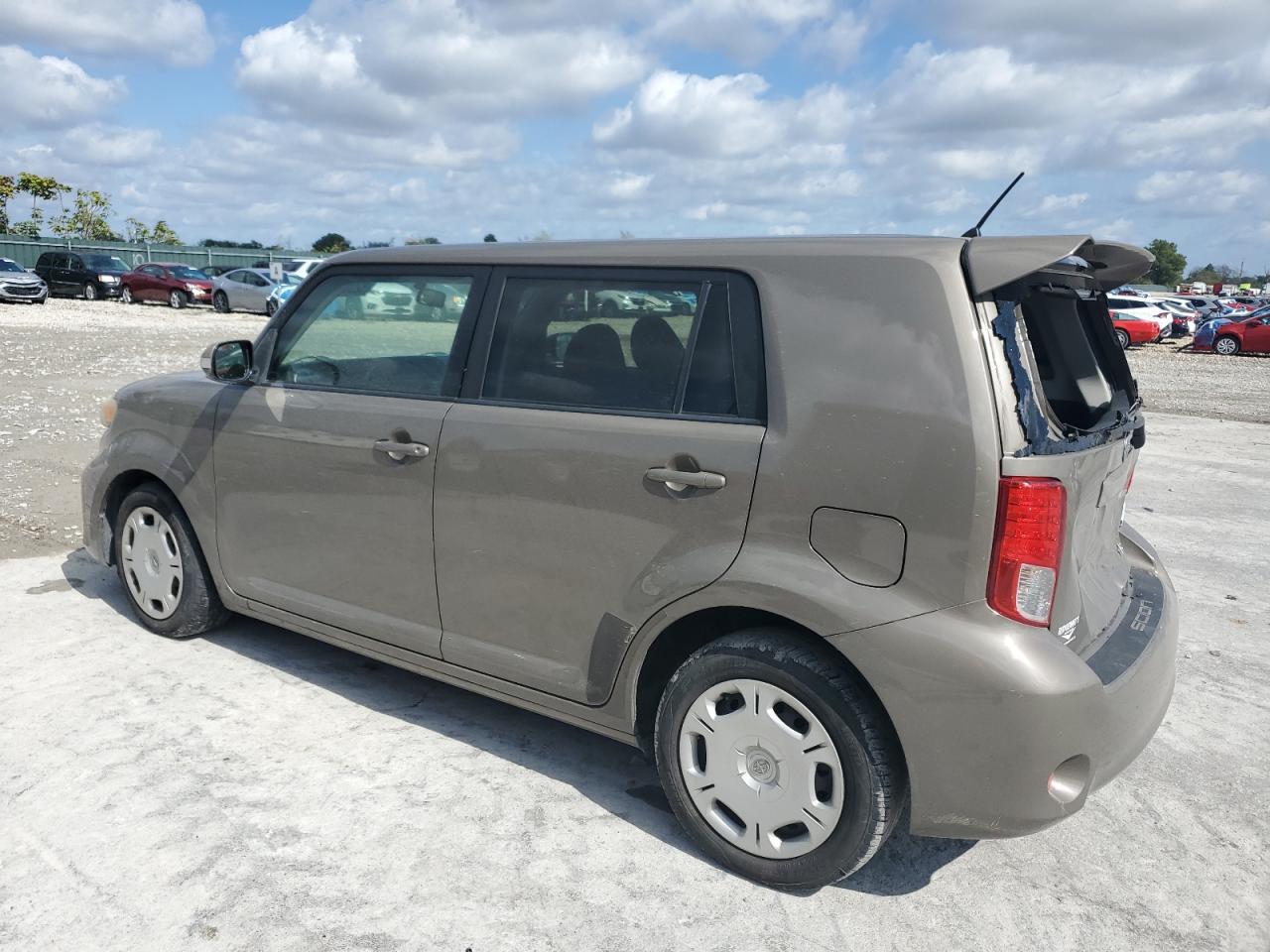 2012 TOYOTA SCION