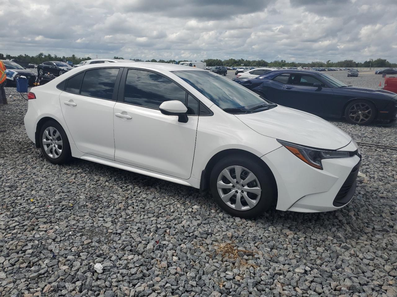2025 TOYOTA COROLLA