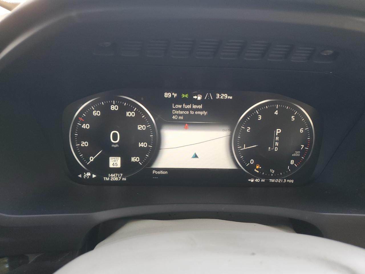 2019 VOLVO XC90