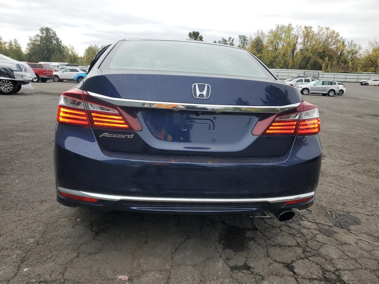 2017 HONDA ACCORD