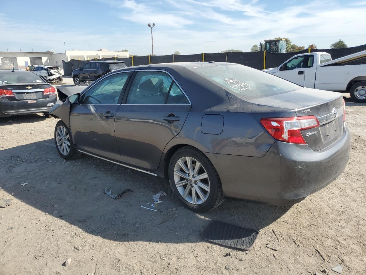2014 TOYOTA CAMRY
