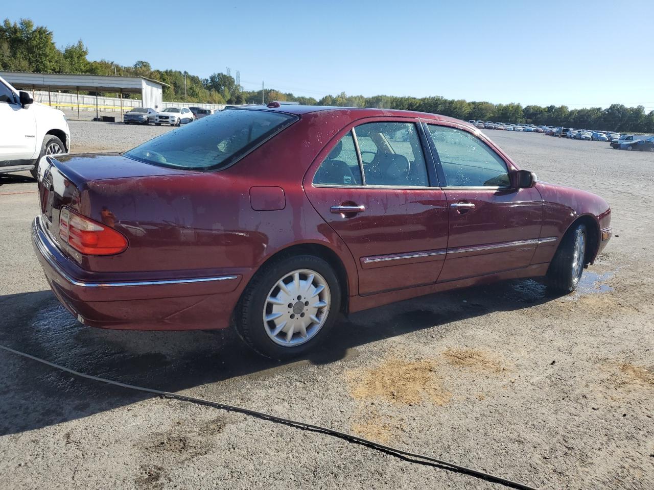 2001 MERCEDES-BENZ E-Class