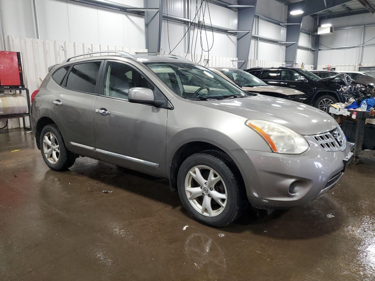 2011 NISSAN ROGUE