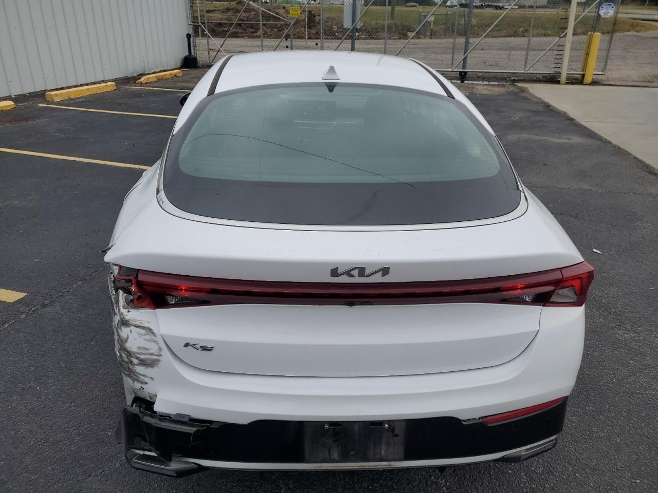2022 KIA K5