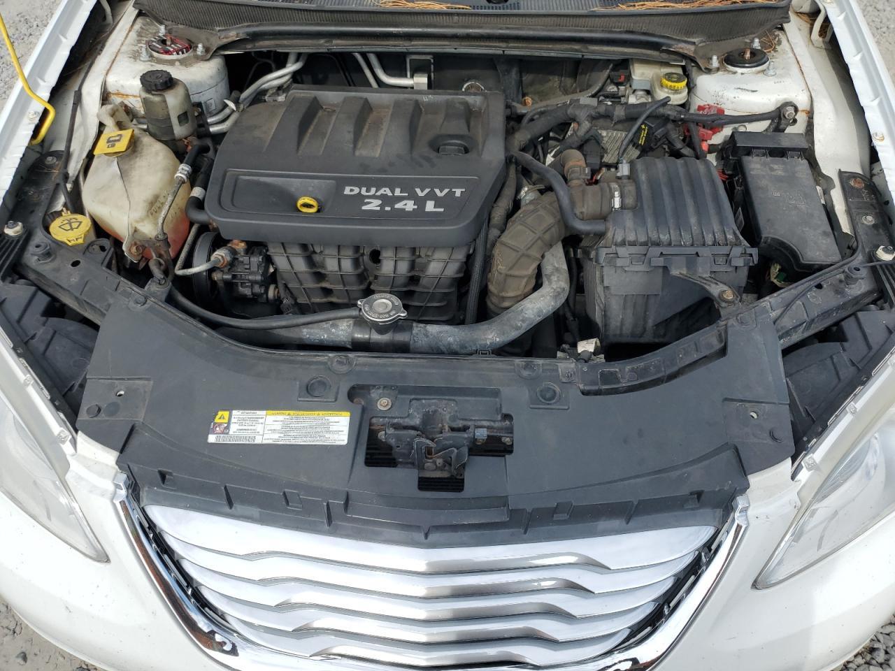 2012 CHRYSLER 200