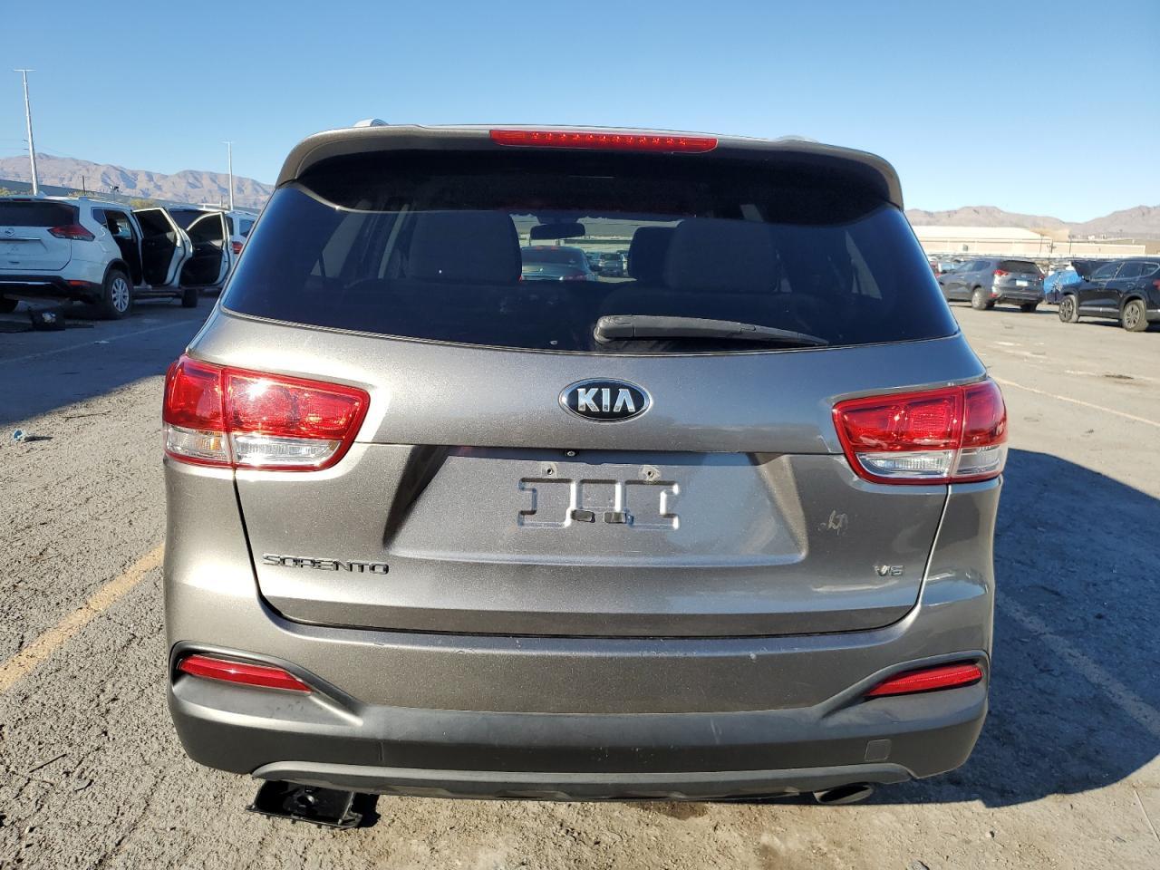 2016 KIA SORENTO
