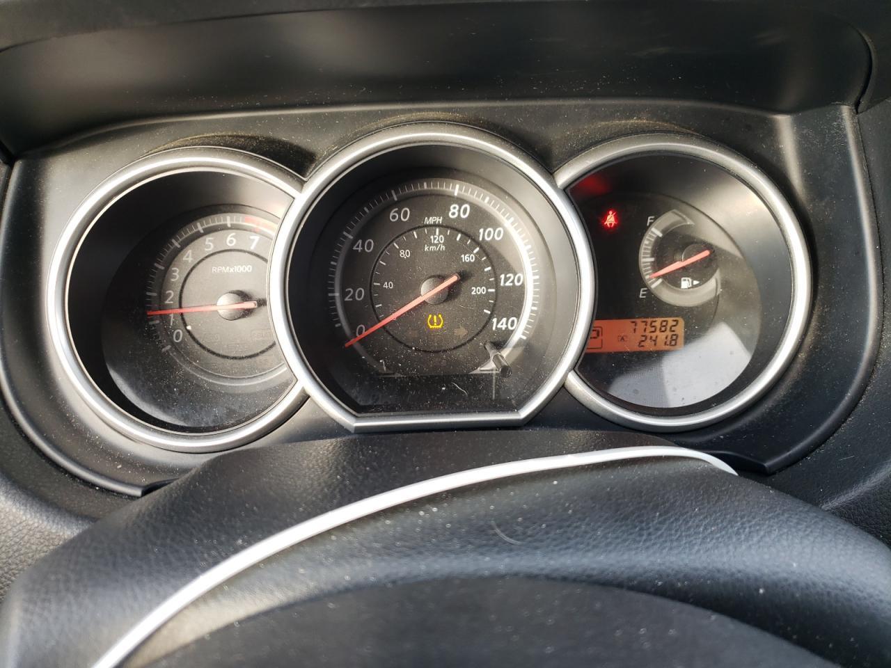 2010 NISSAN VERSA