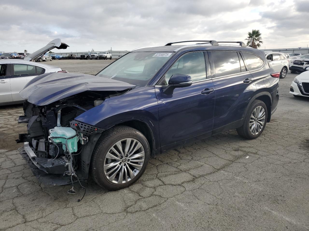 2022 TOYOTA HIGHLANDER