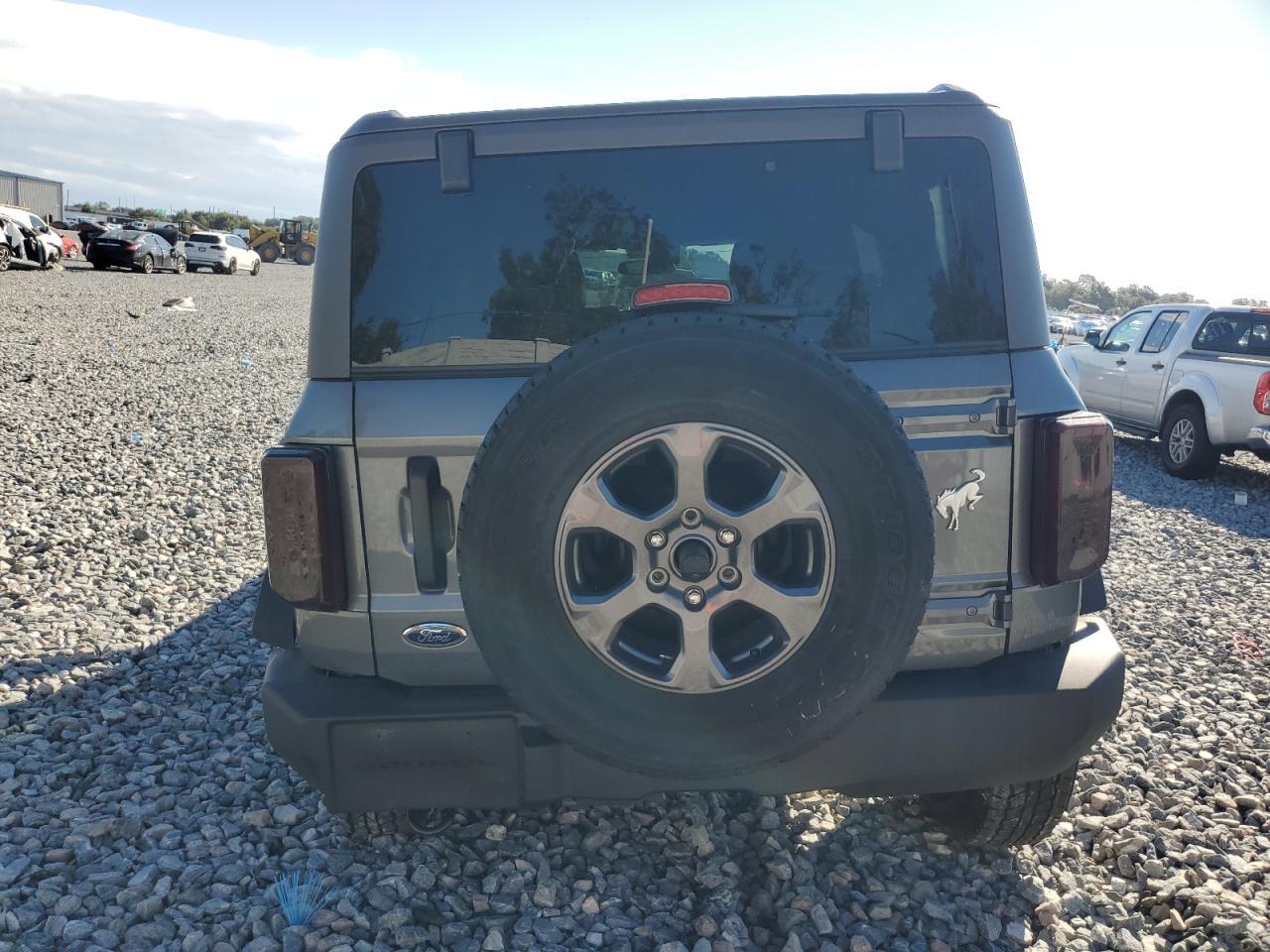 2024 FORD Bronco