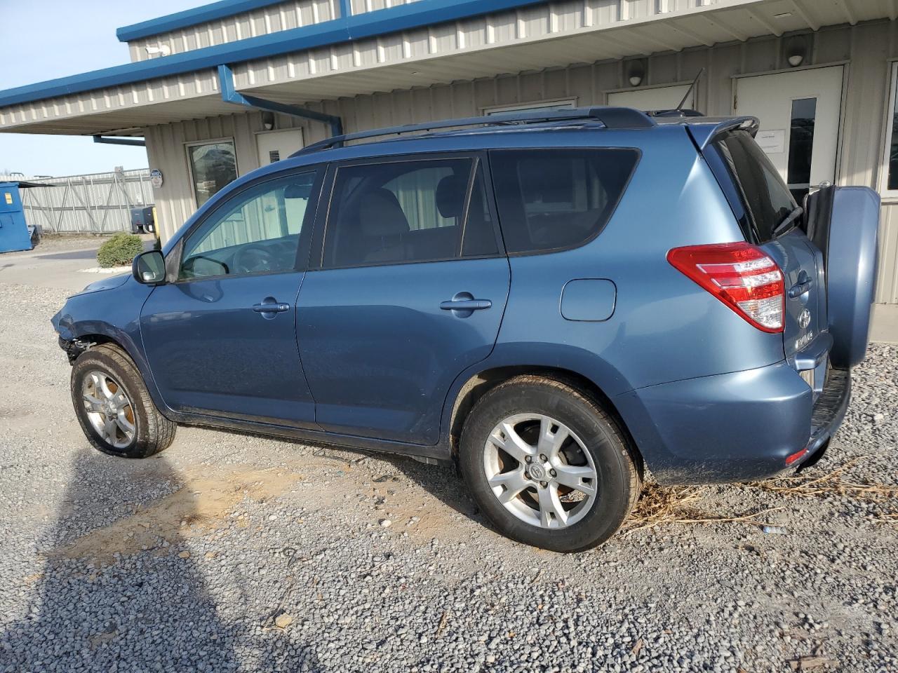 2011 TOYOTA RAV4