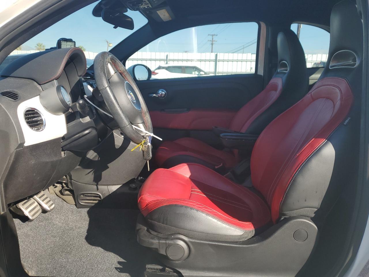 2015 FIAT 500