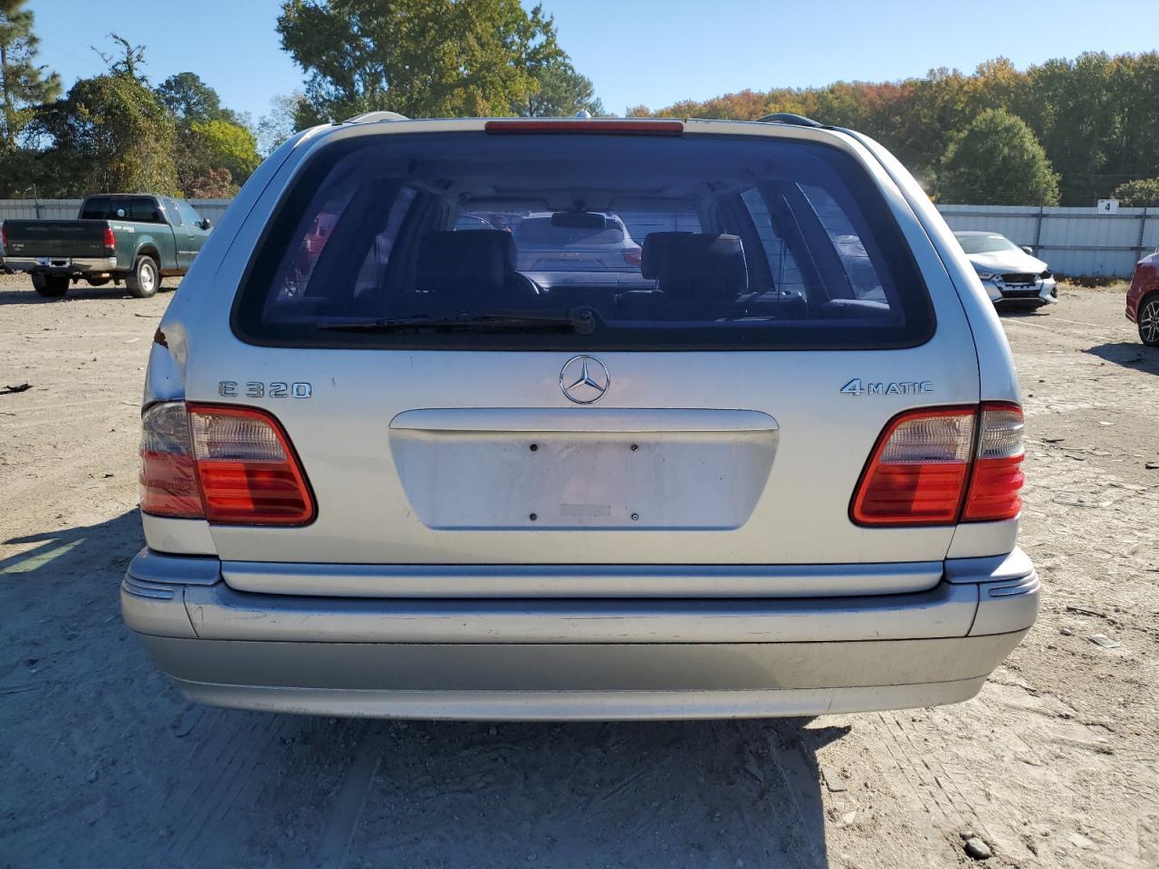 2001 MERCEDES-BENZ E-Class