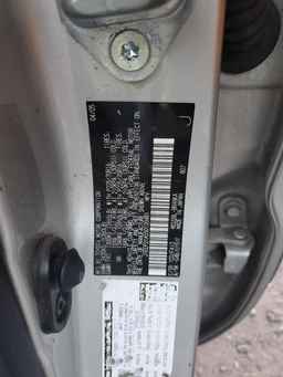 2005 TOYOTA HIGHLANDER