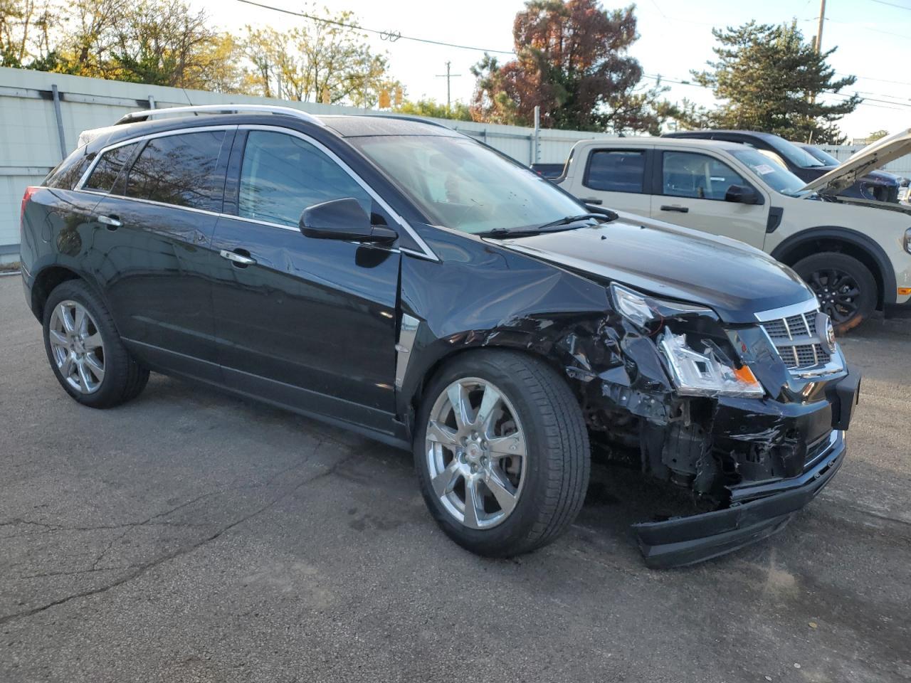 2011 CADILLAC SRX