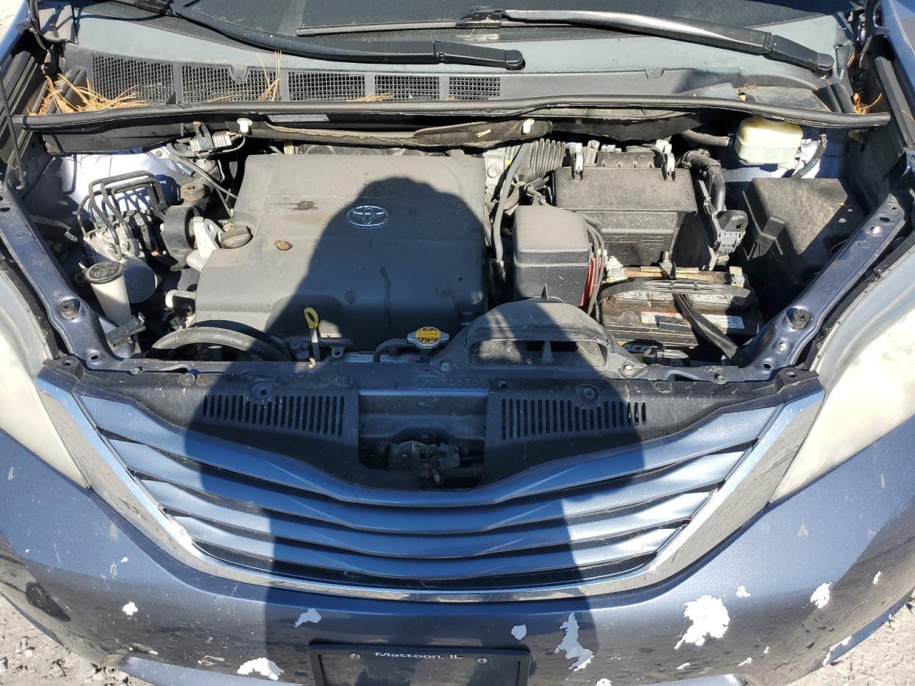2015 TOYOTA SIENNA