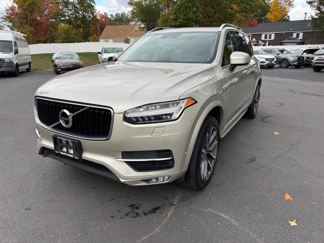 2016 VOLVO XC90