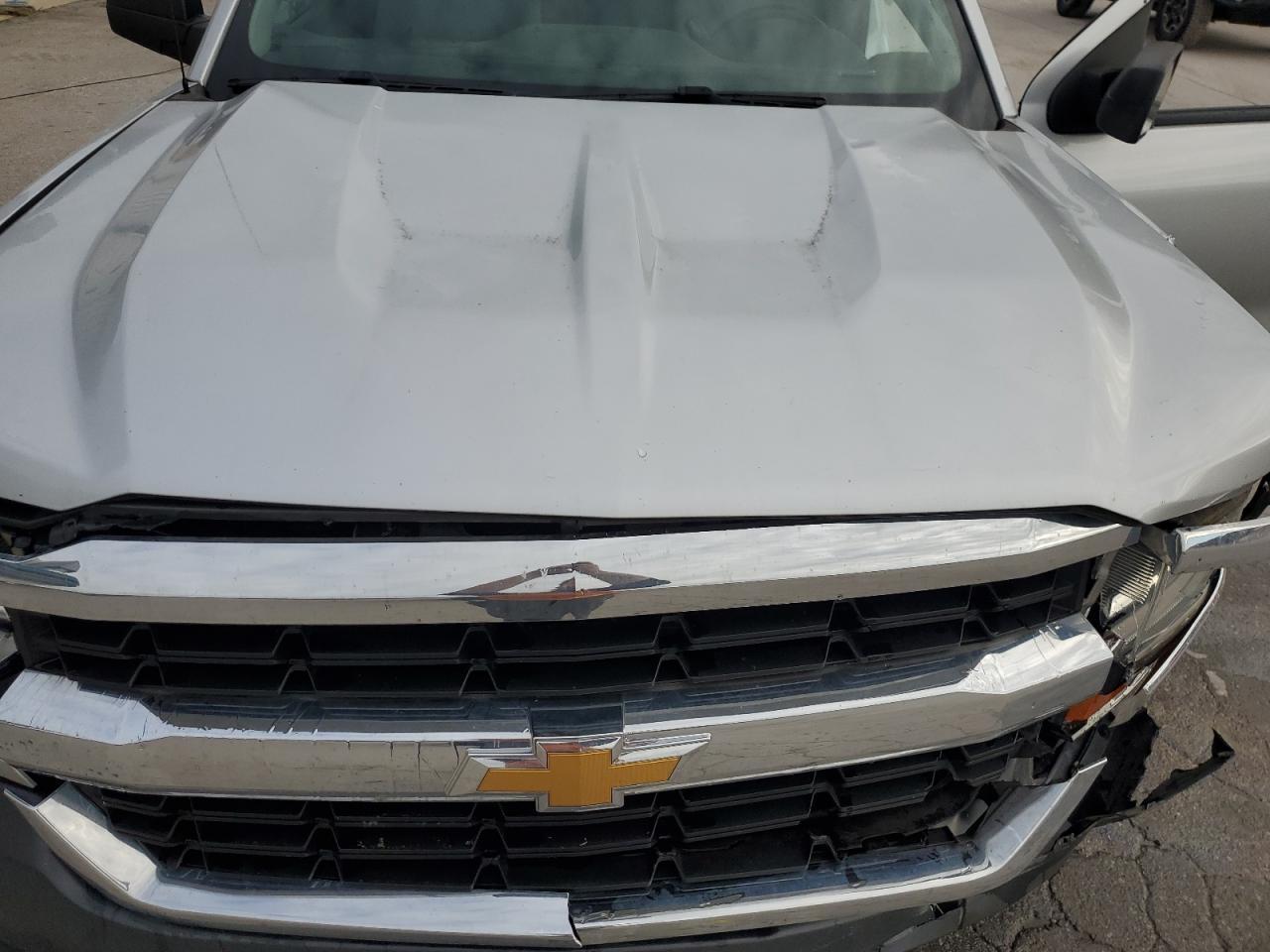 2018 CHEVROLET Silverado
