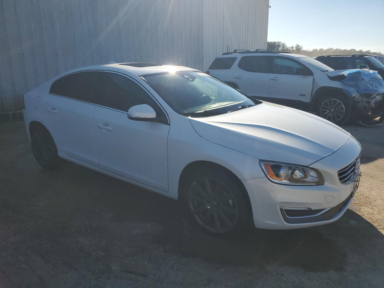 2018 VOLVO S60
