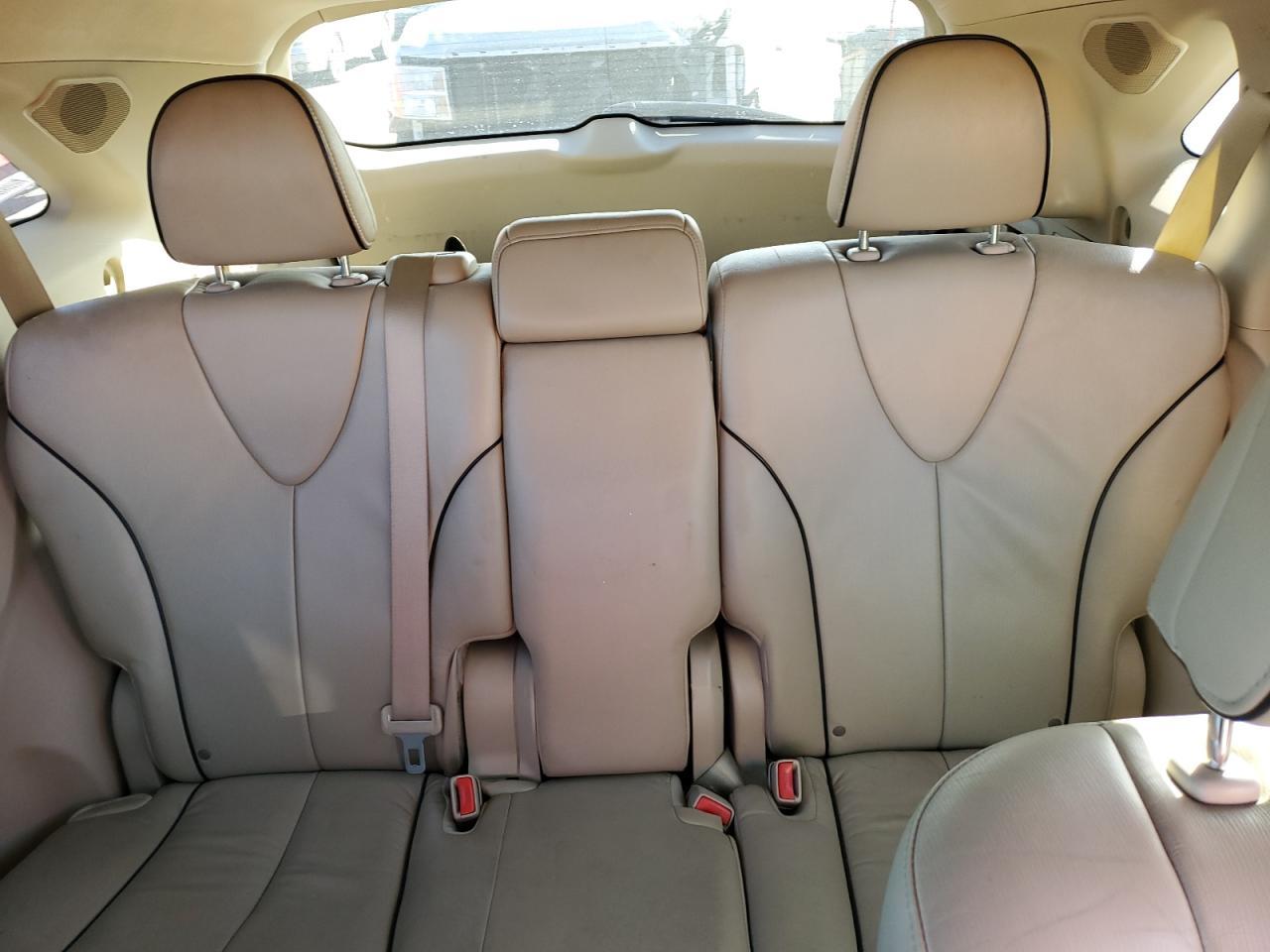2011 TOYOTA VENZA