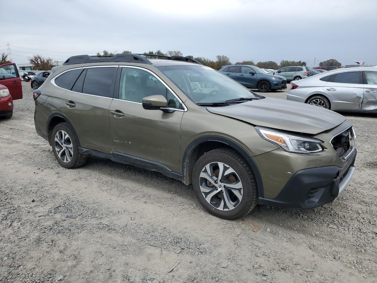 2021 SUBARU Outback
