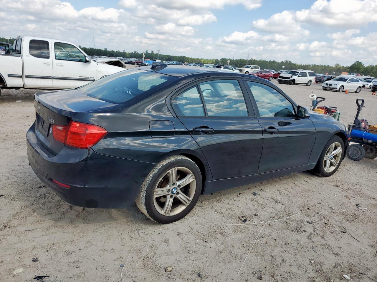 2013 BMW 3 SERIES
