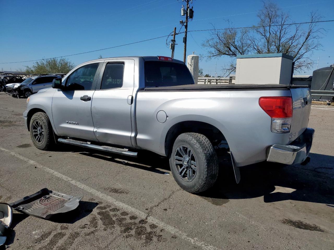 2012 TOYOTA TUNDRA