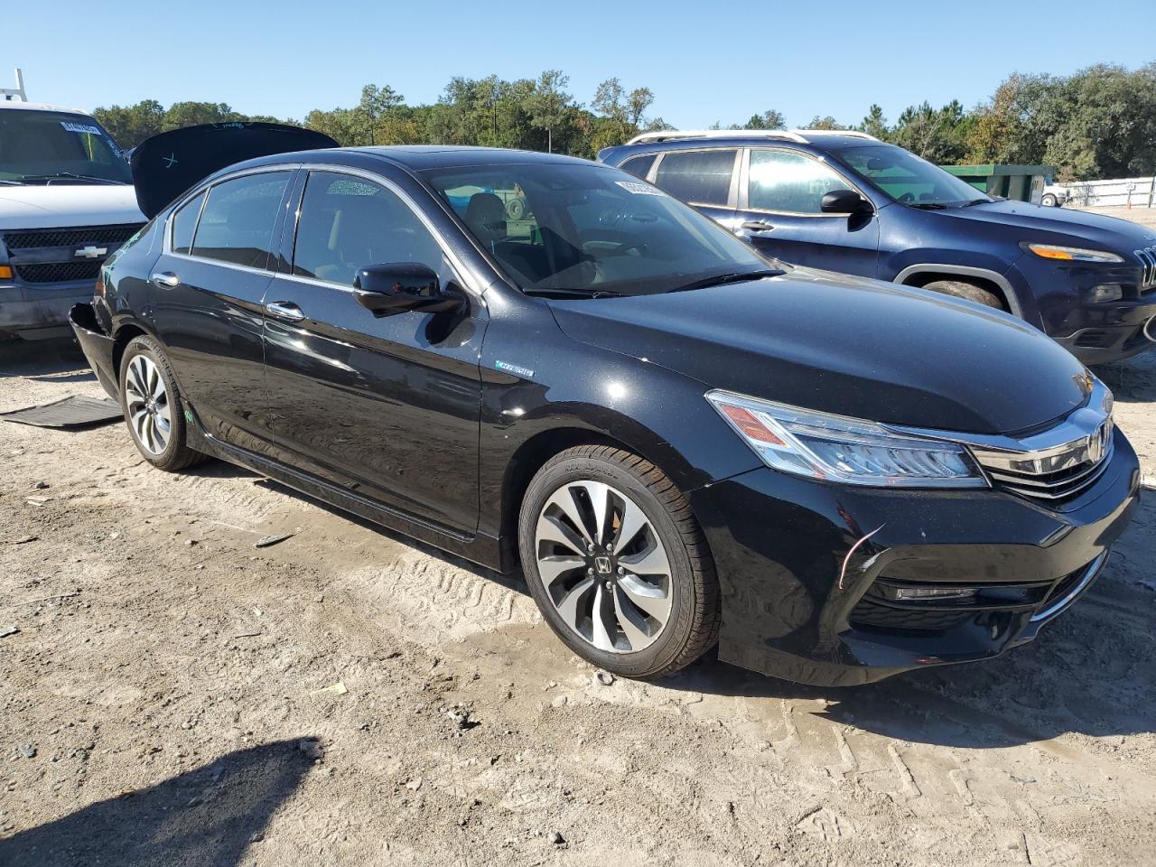 2017 HONDA ACCORD