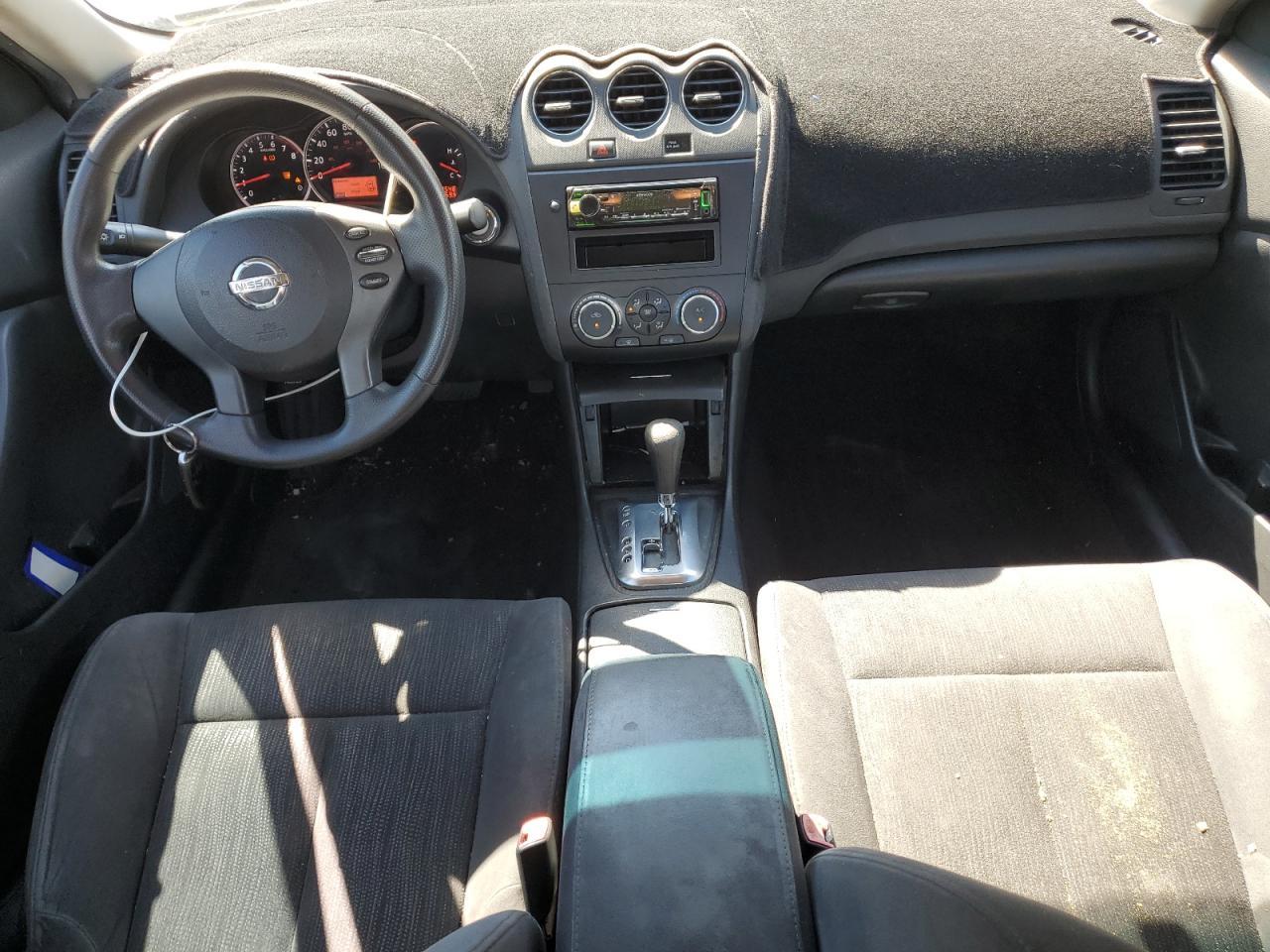2010 NISSAN ALTIMA