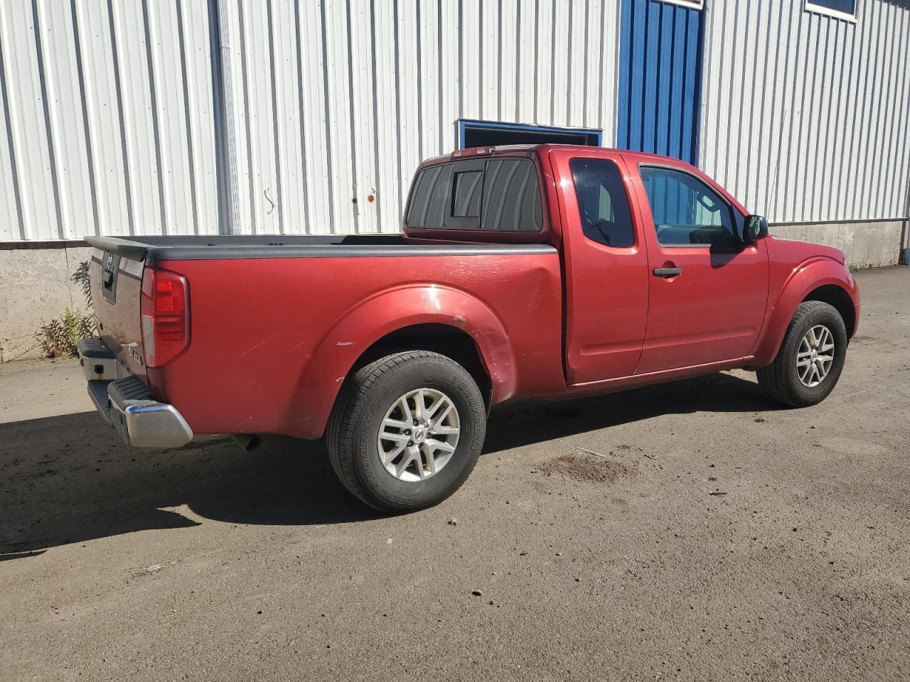 2015 NISSAN Frontier