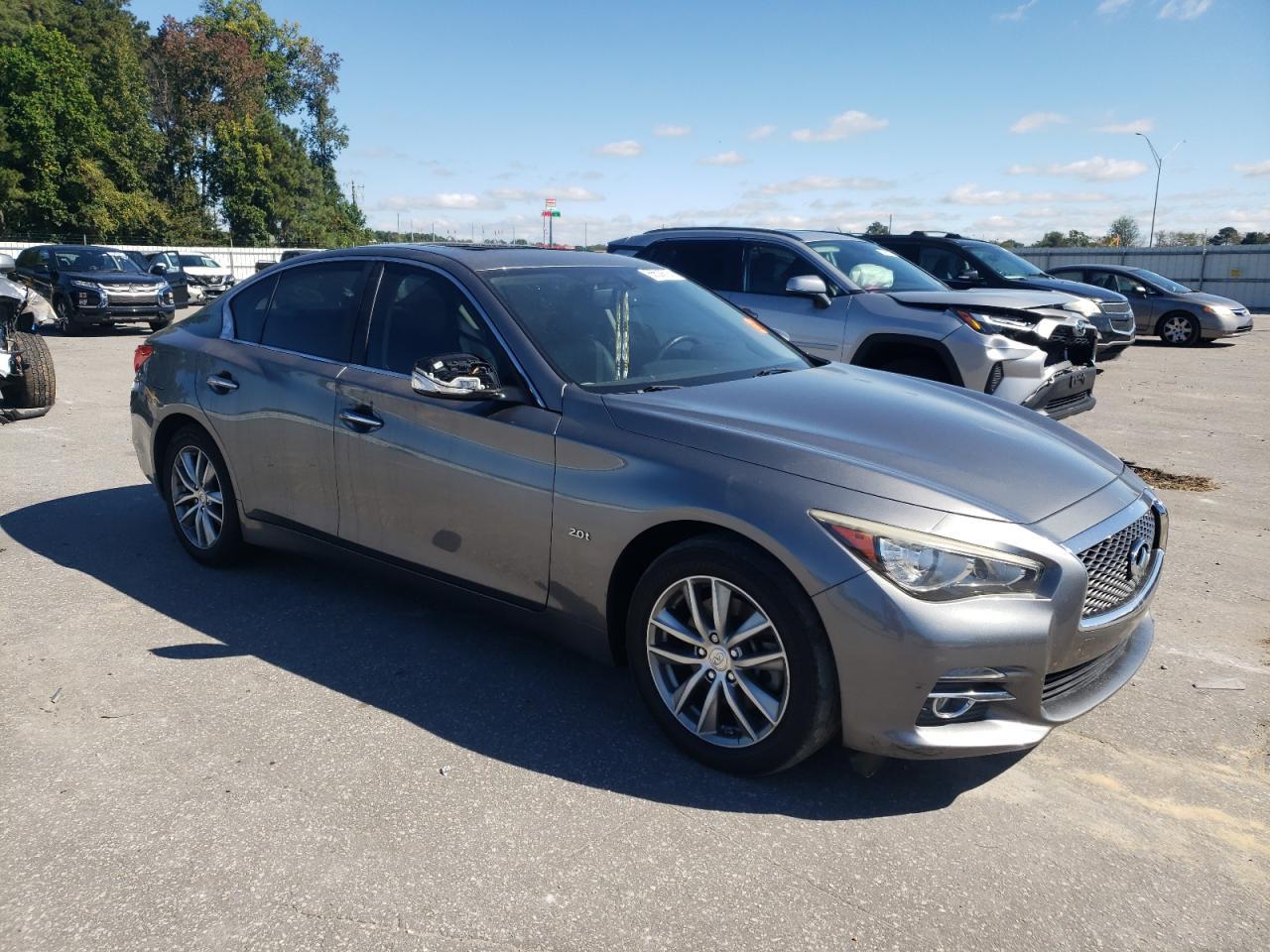 2016 INFINITI Q50