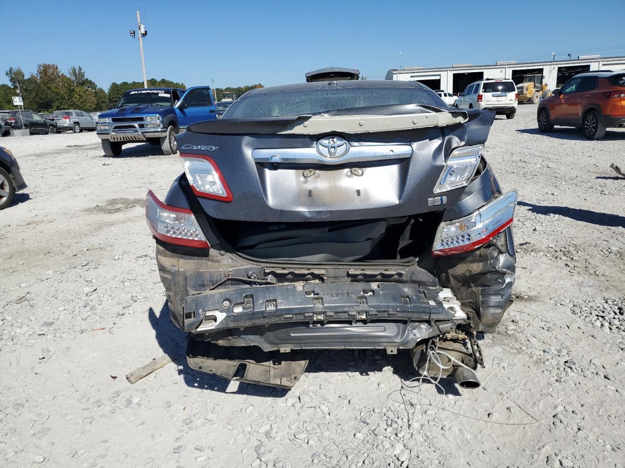 2011 TOYOTA CAMRY