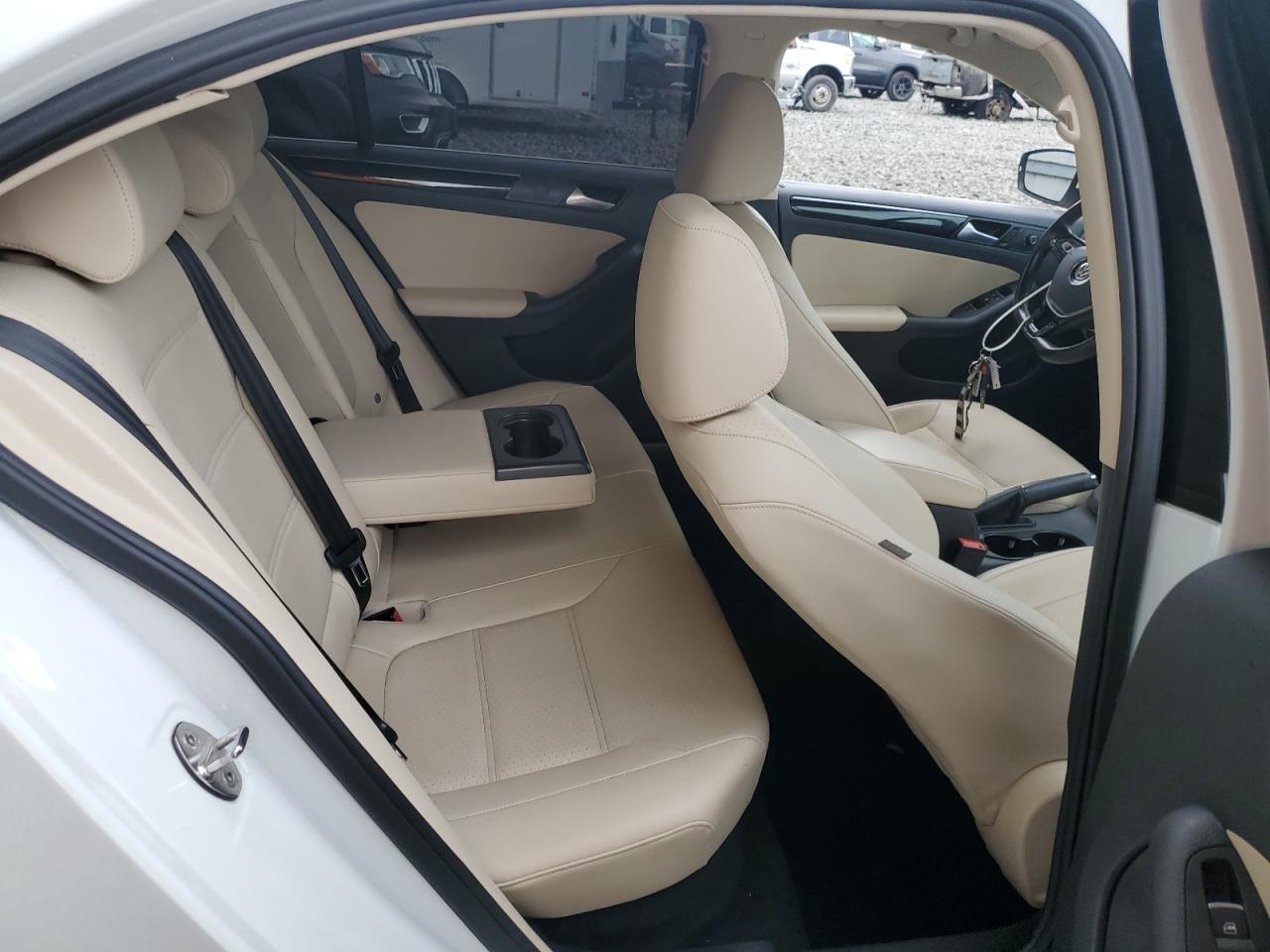 2017 VOLKSWAGEN JETTA