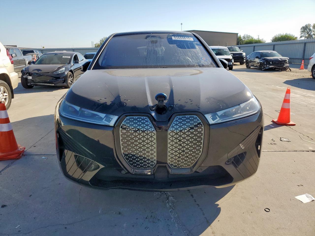 2024 BMW iX