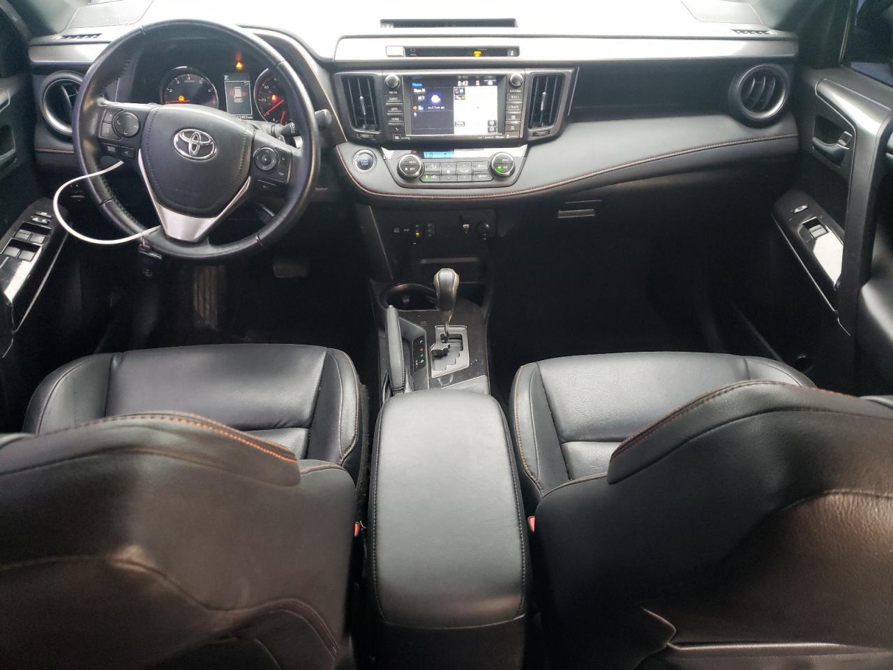 2016 TOYOTA RAV4
