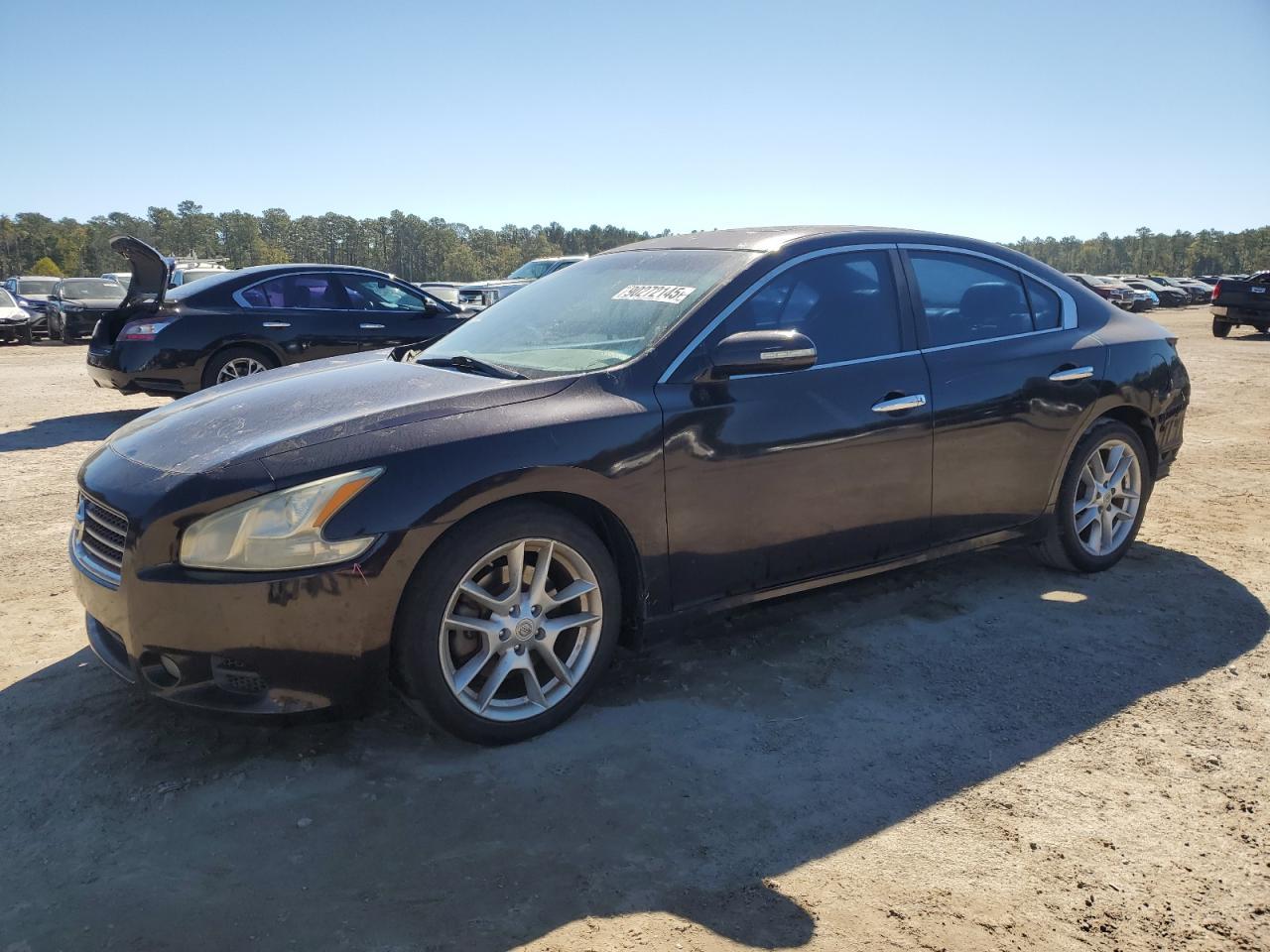2011 NISSAN Maxima