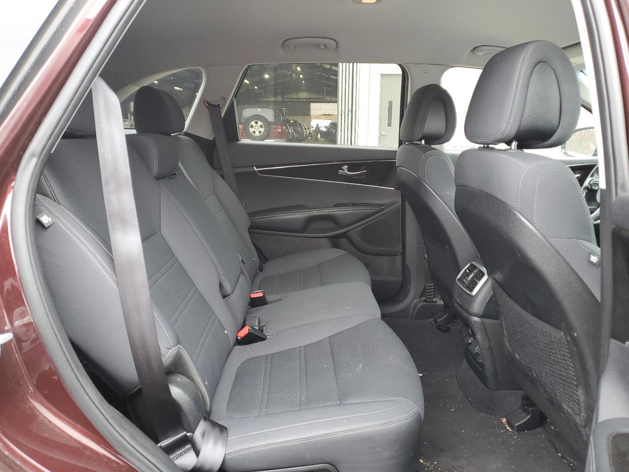 2016 KIA SORENTO