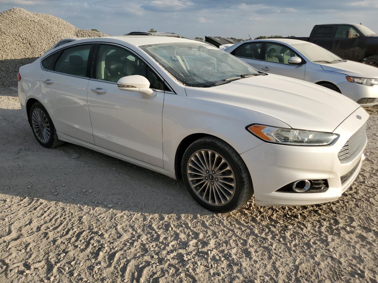 2013 FORD FUSION