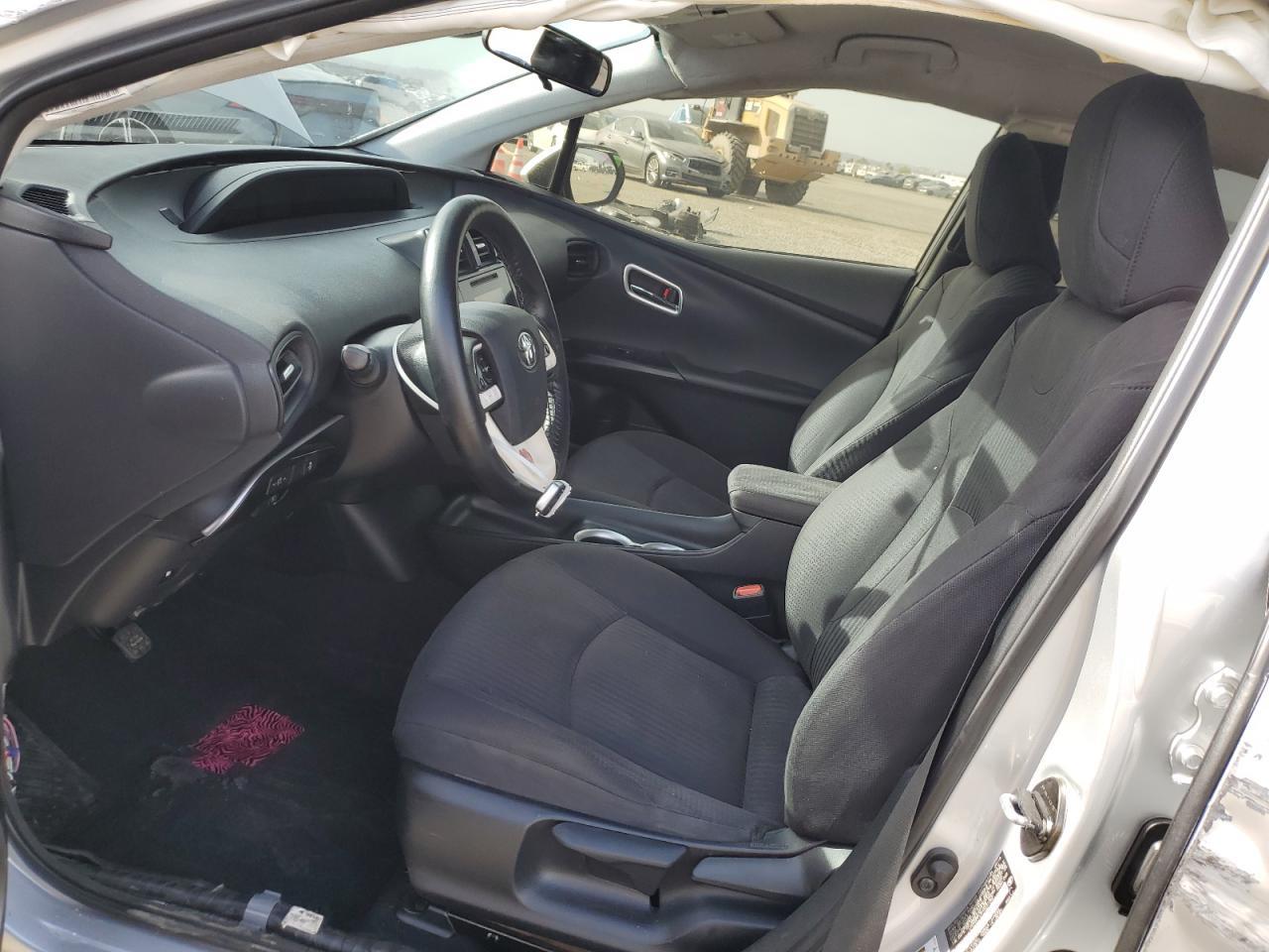 2017 TOYOTA PRIUS