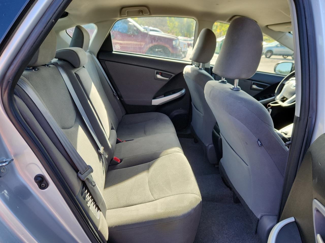 2015 TOYOTA PRIUS