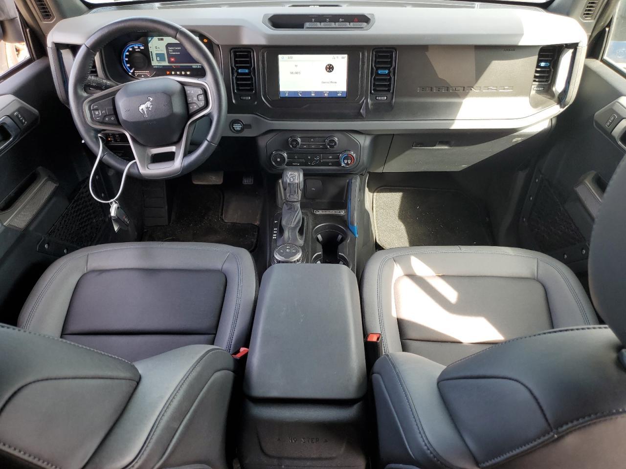 2023 FORD Bronco