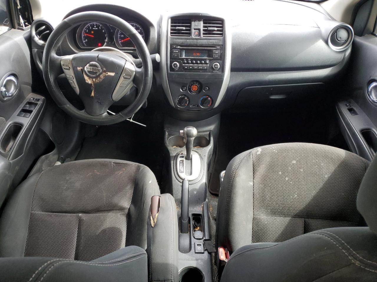 2015 NISSAN VERSA