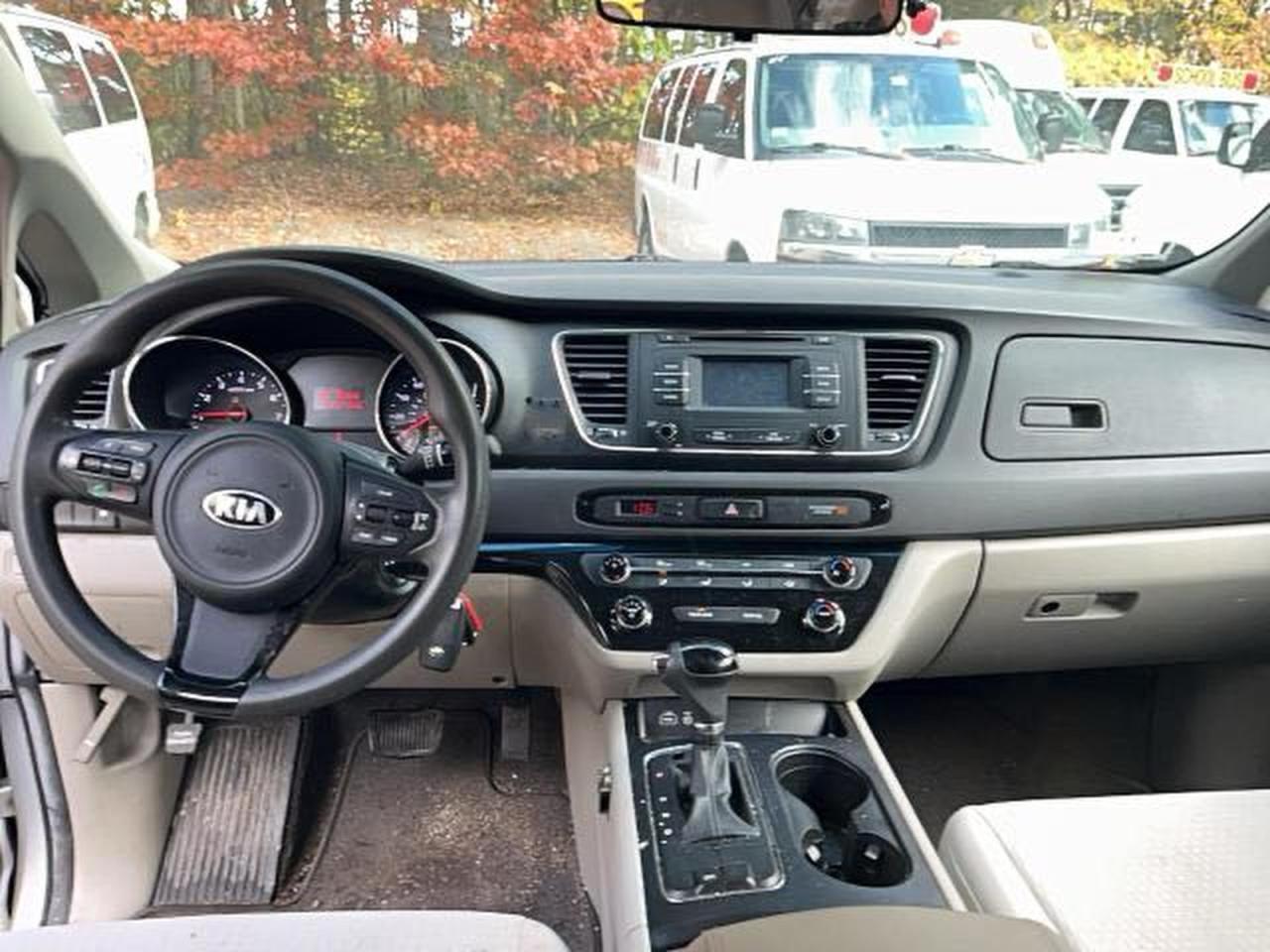 2016 KIA SEDONA