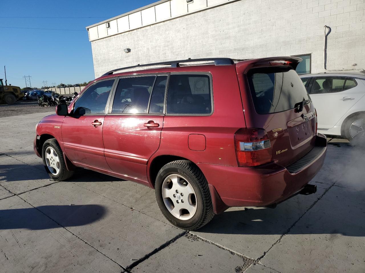 2005 TOYOTA HIGHLANDER