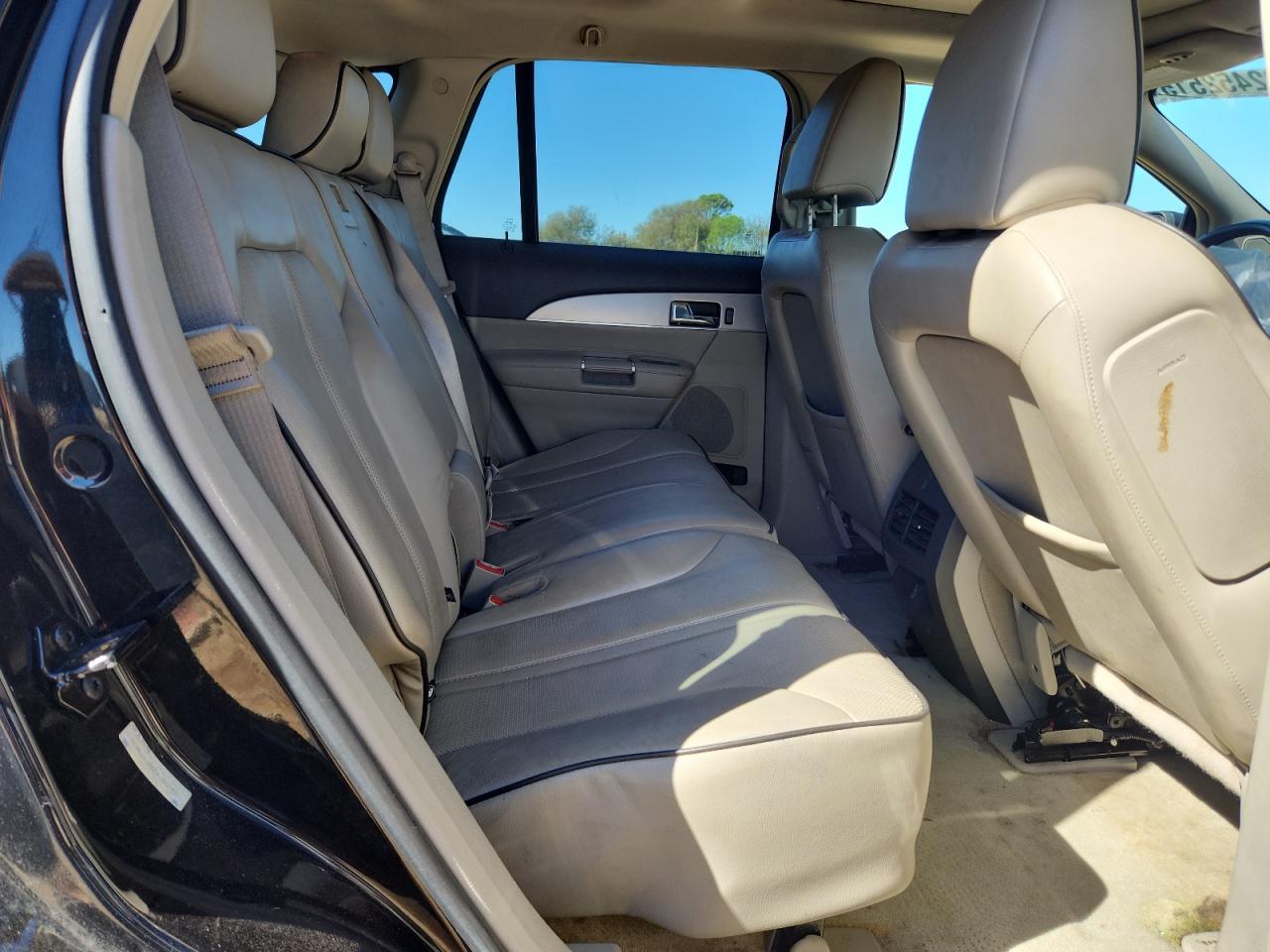 2011 LINCOLN MKX