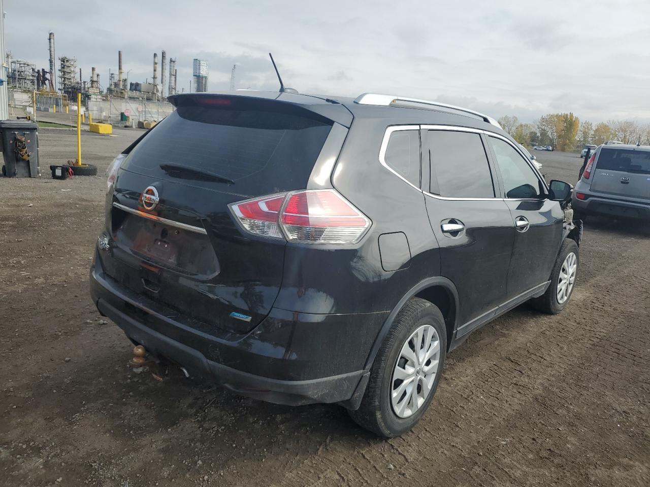 2015 NISSAN ROGUE
