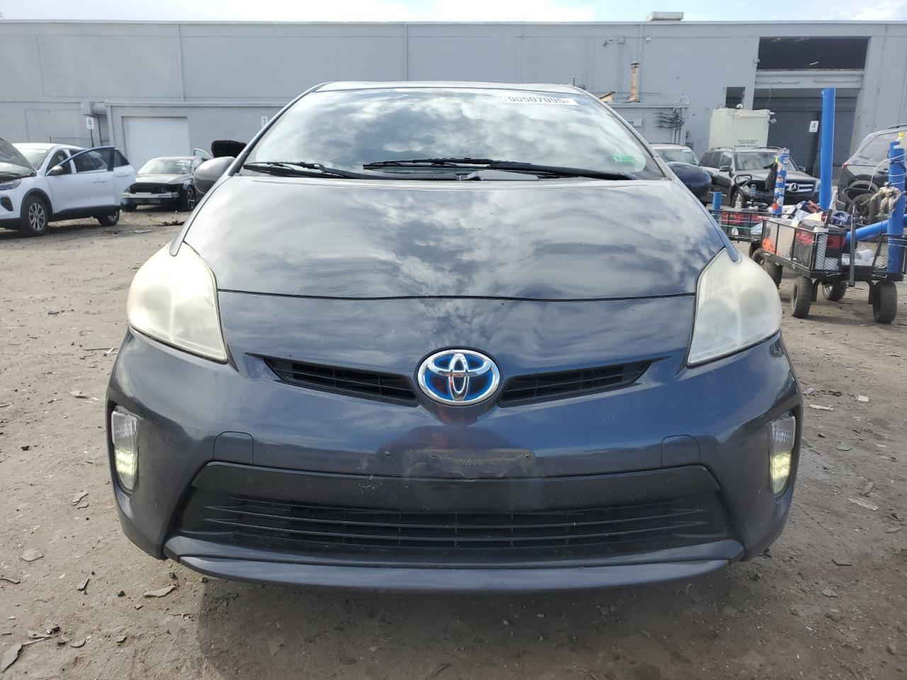 2012 TOYOTA PRIUS