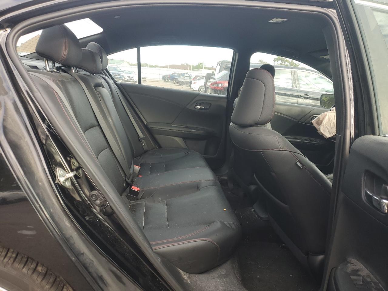 2017 HONDA ACCORD