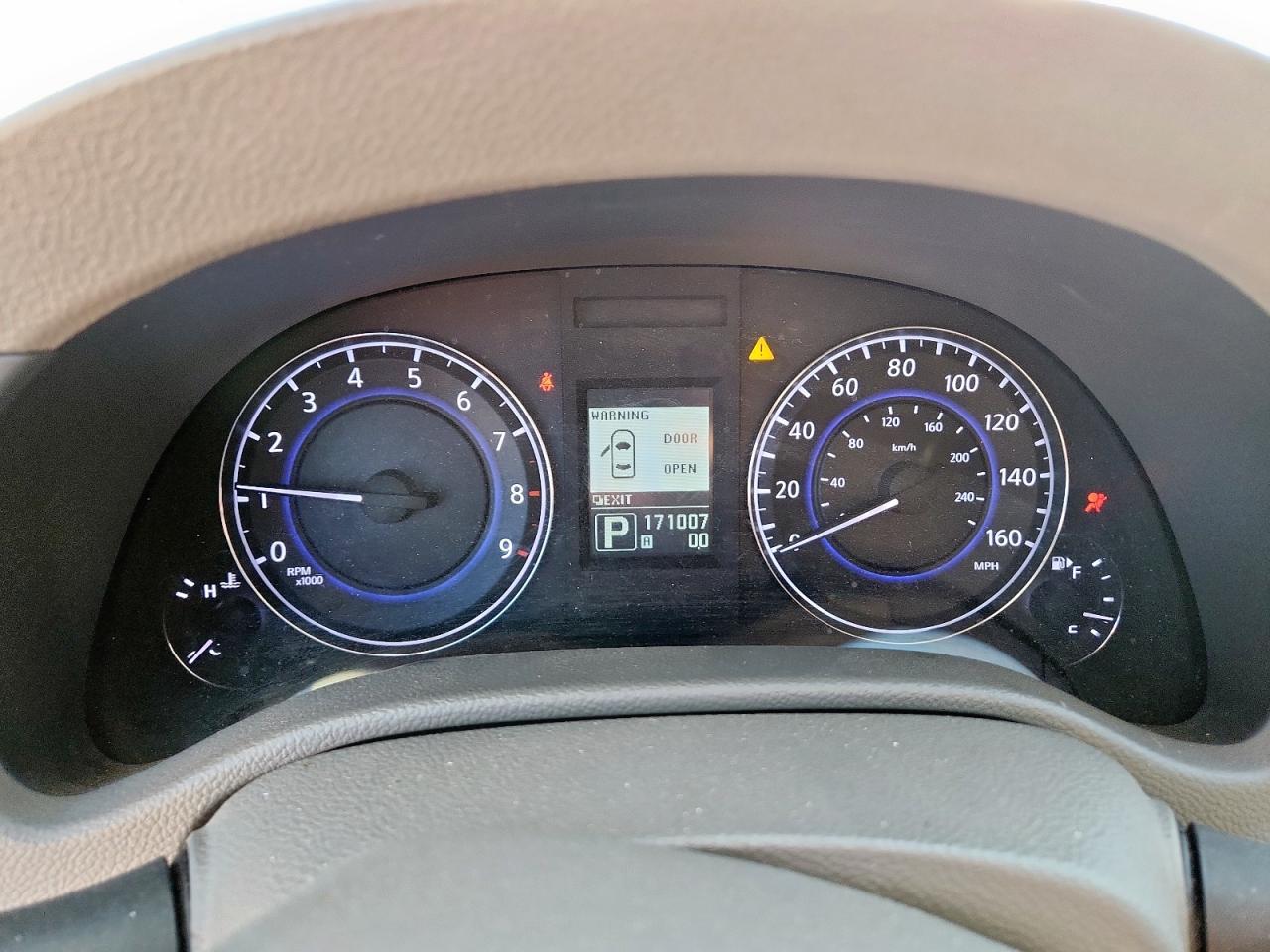 2011 INFINITI G37