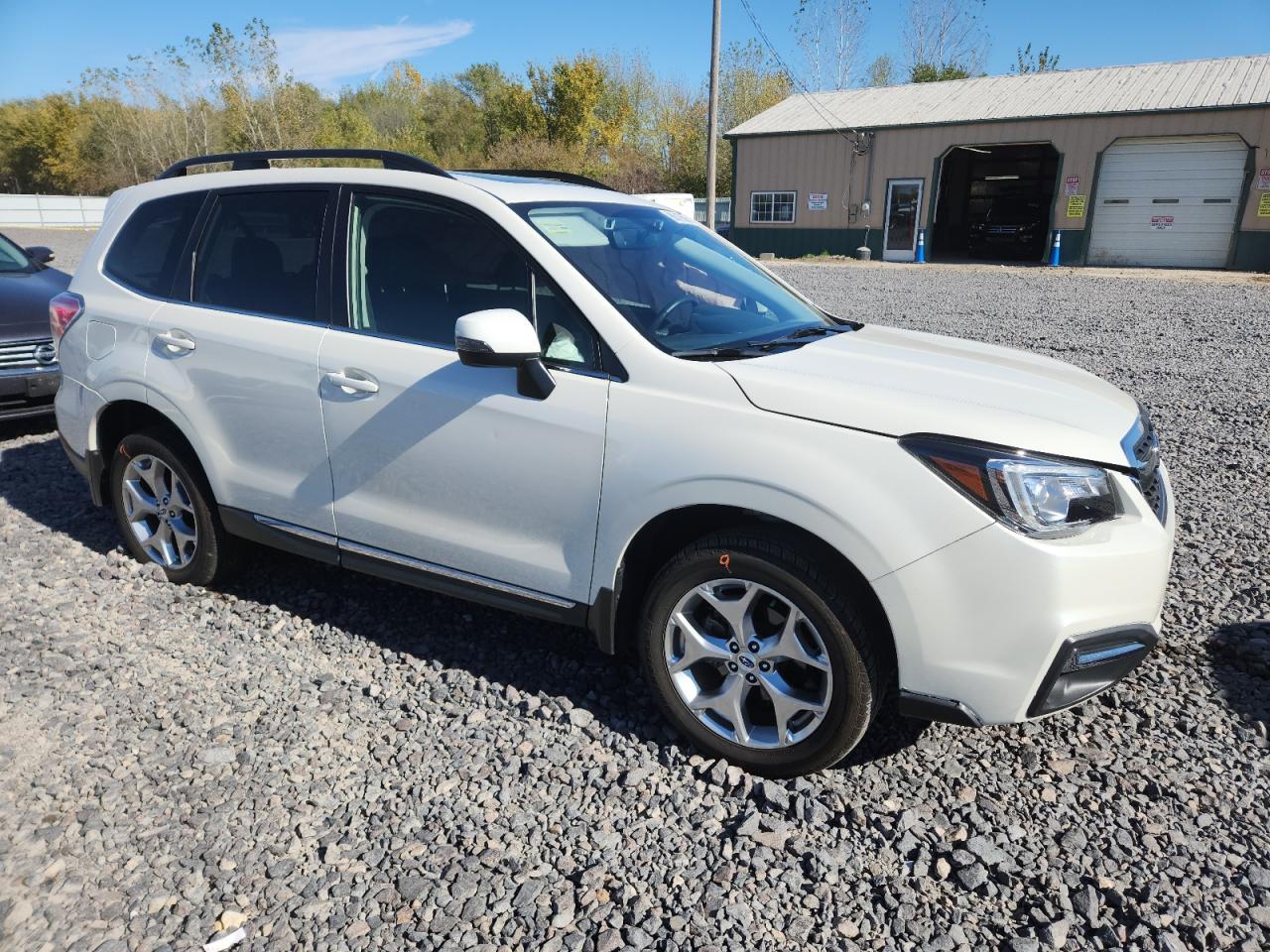 2018 SUBARU FORESTER